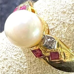 SOLD 14k Solid Gold Diamond /Ruby/cultured pearl Women Ring